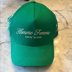 Homme Femme NYC Royal Hat NEW